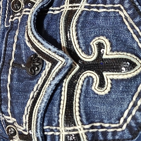 ROCK REVIVAL CELINE BLACK SEQUINS CAPRI DENIM JEAN - Picture 3 of 16